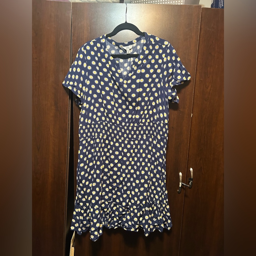 Croft & Barrow Navy Floral Dress